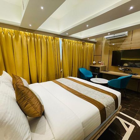 Home2 Renaissance Club Bombaj Zewnętrze zdjęcie