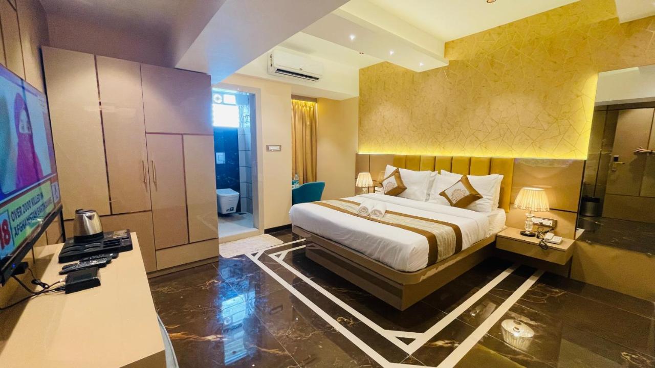 Home2 Renaissance Club Bombaj Zewnętrze zdjęcie