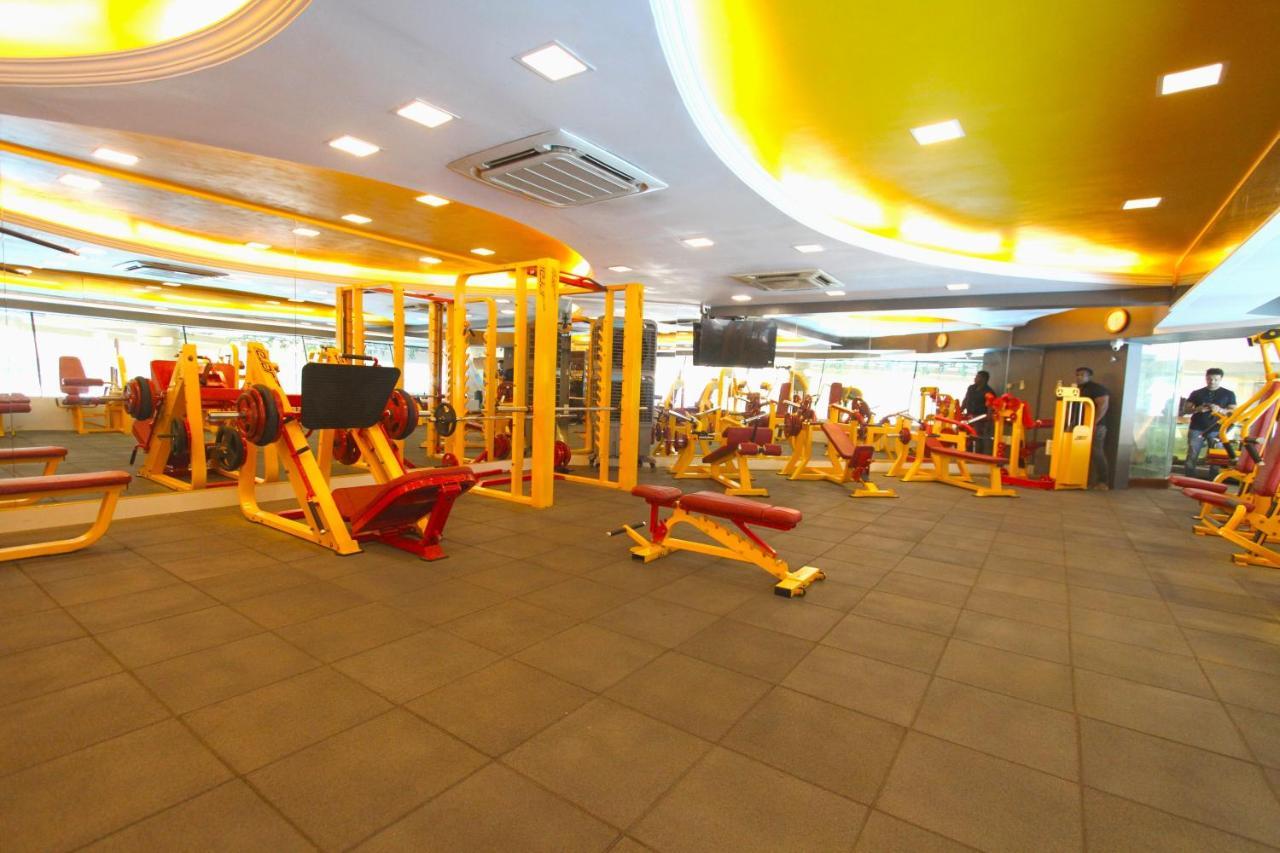 Home2 Renaissance Club Bombaj Zewnętrze zdjęcie