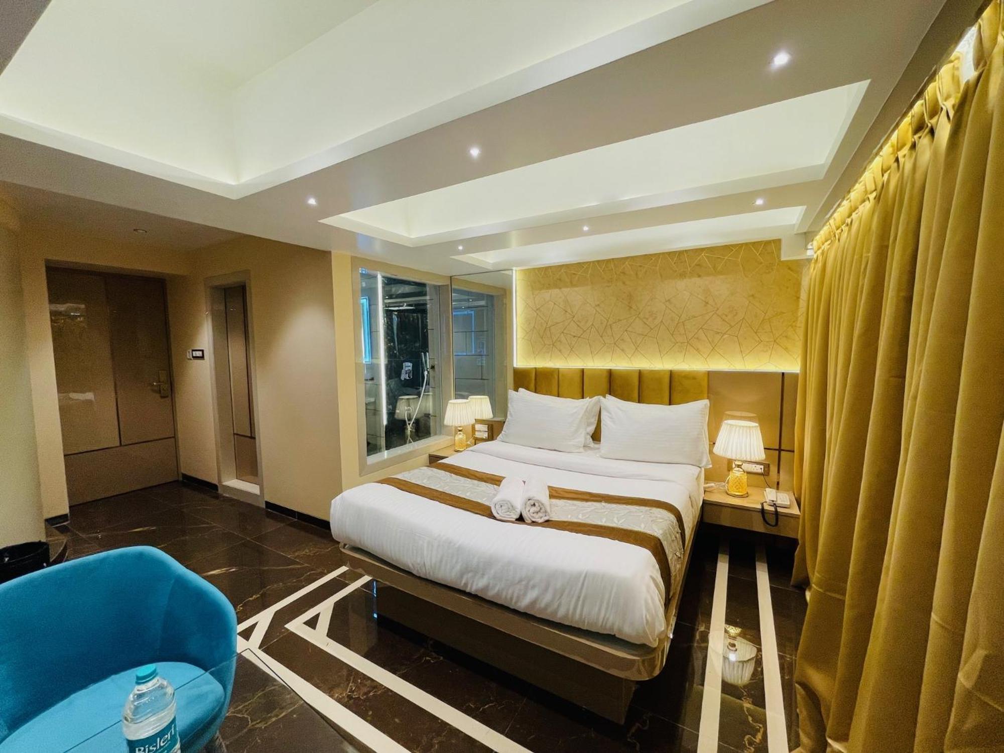 Home2 Renaissance Club Bombaj Zewnętrze zdjęcie