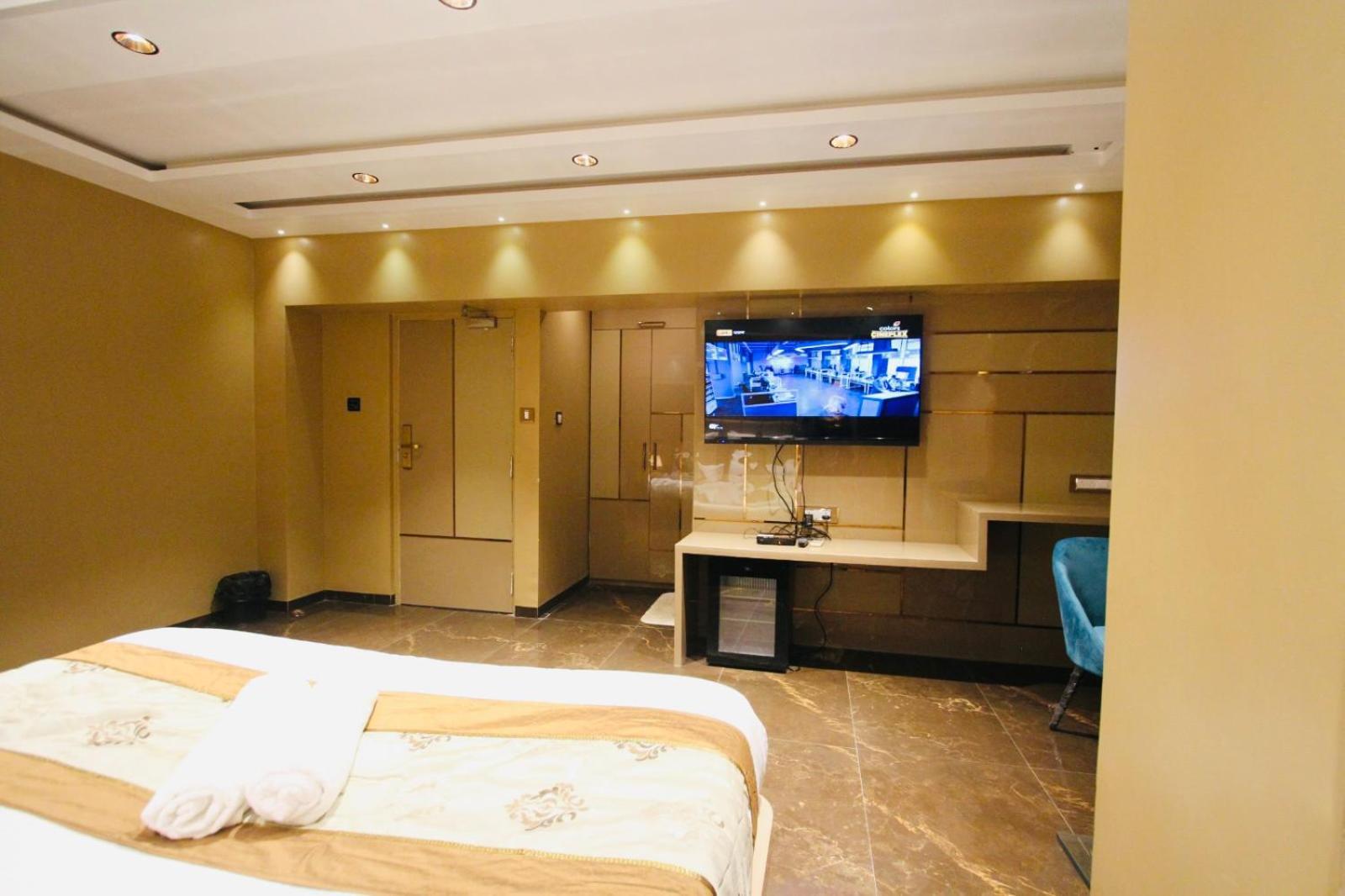 Home2 Renaissance Club Bombaj Zewnętrze zdjęcie